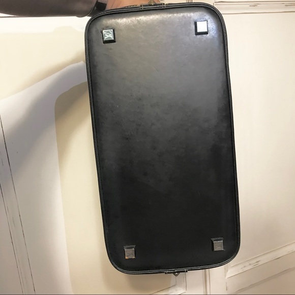 Louis Vuitton Suhali Noir Lockit PM Bag - Picture 6 of 14